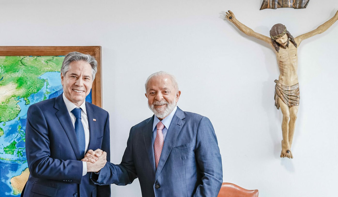 Brasil e EUA querem Palestina, diz Lula após conversar com americano