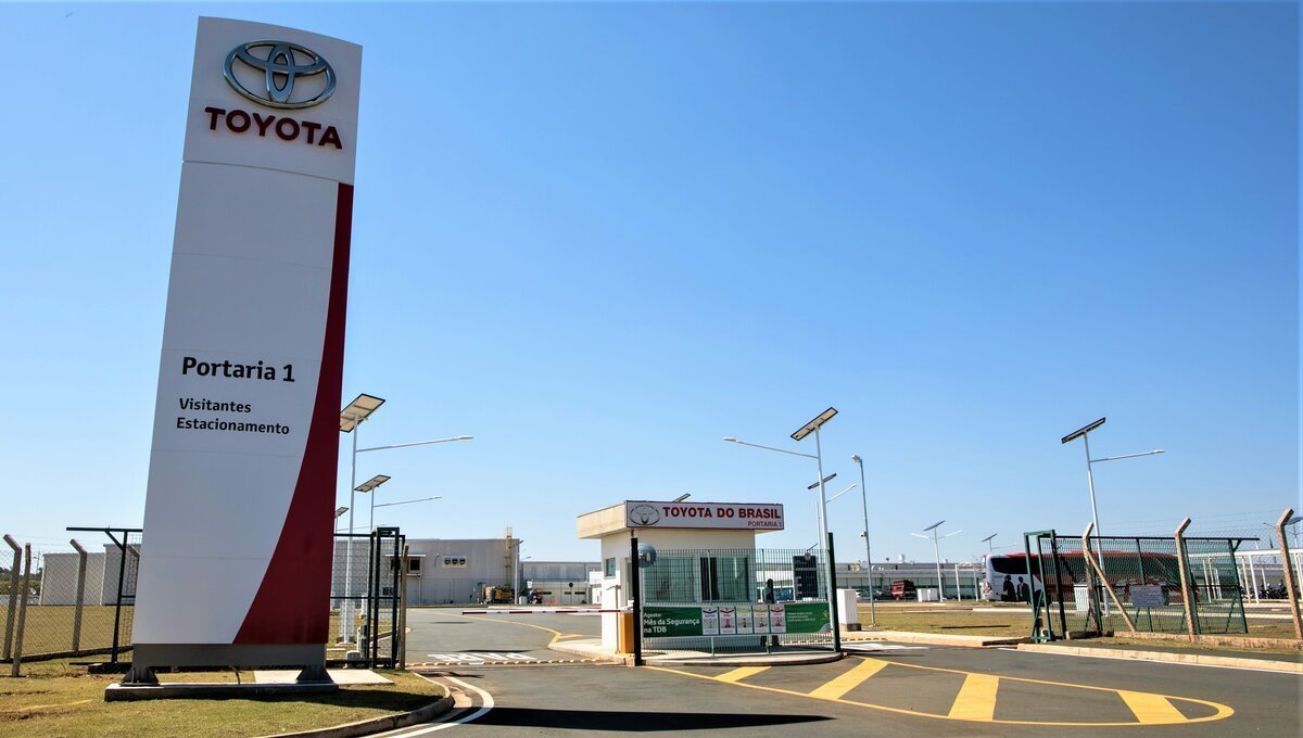 Alckmin revela investimento de R$ 11 bi da Toyota no Brasil