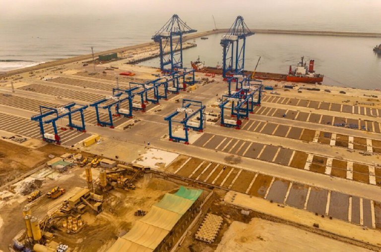 Visitas técnicas preparam terreno para integração logística entre o porto de Chancay e a Zona Franca de Manaus