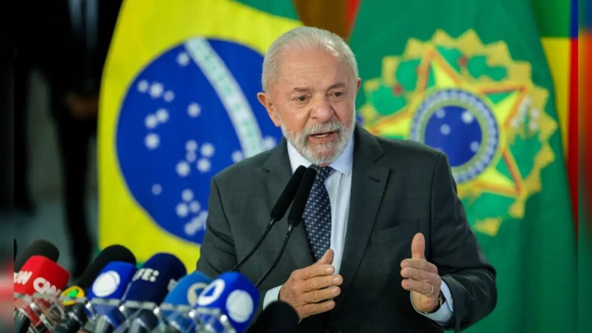 Lula anuncia plano de apoio a setores impactados pelas tarifas impostas por Trump