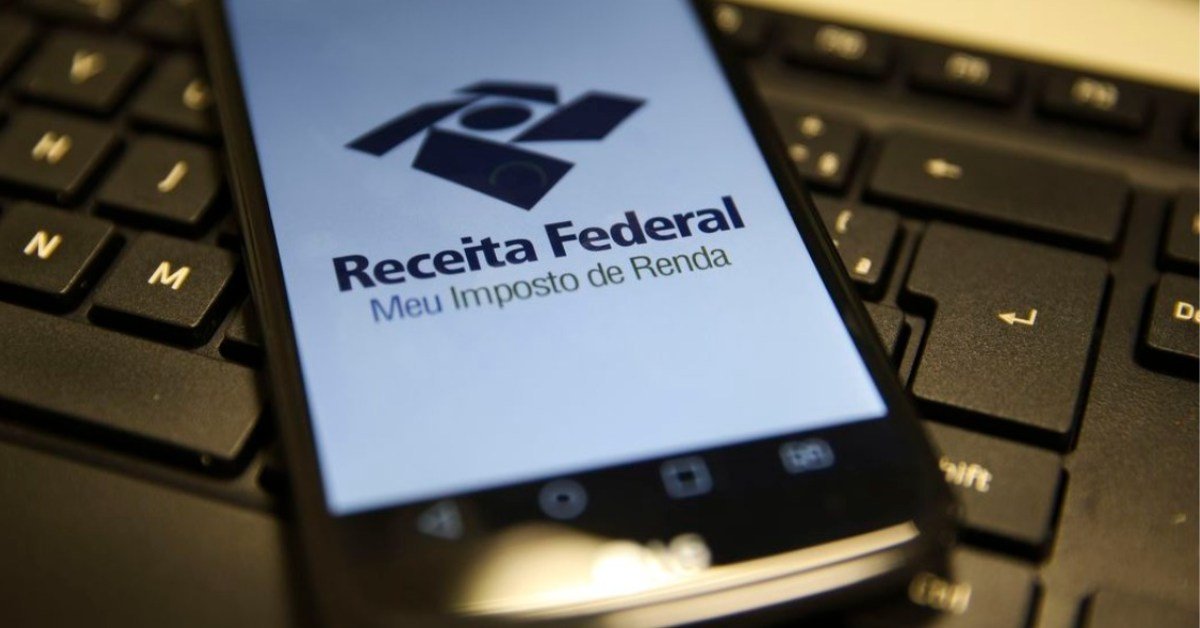 Lula antecipa restituição do IR diante da perda de fôlego do PIB